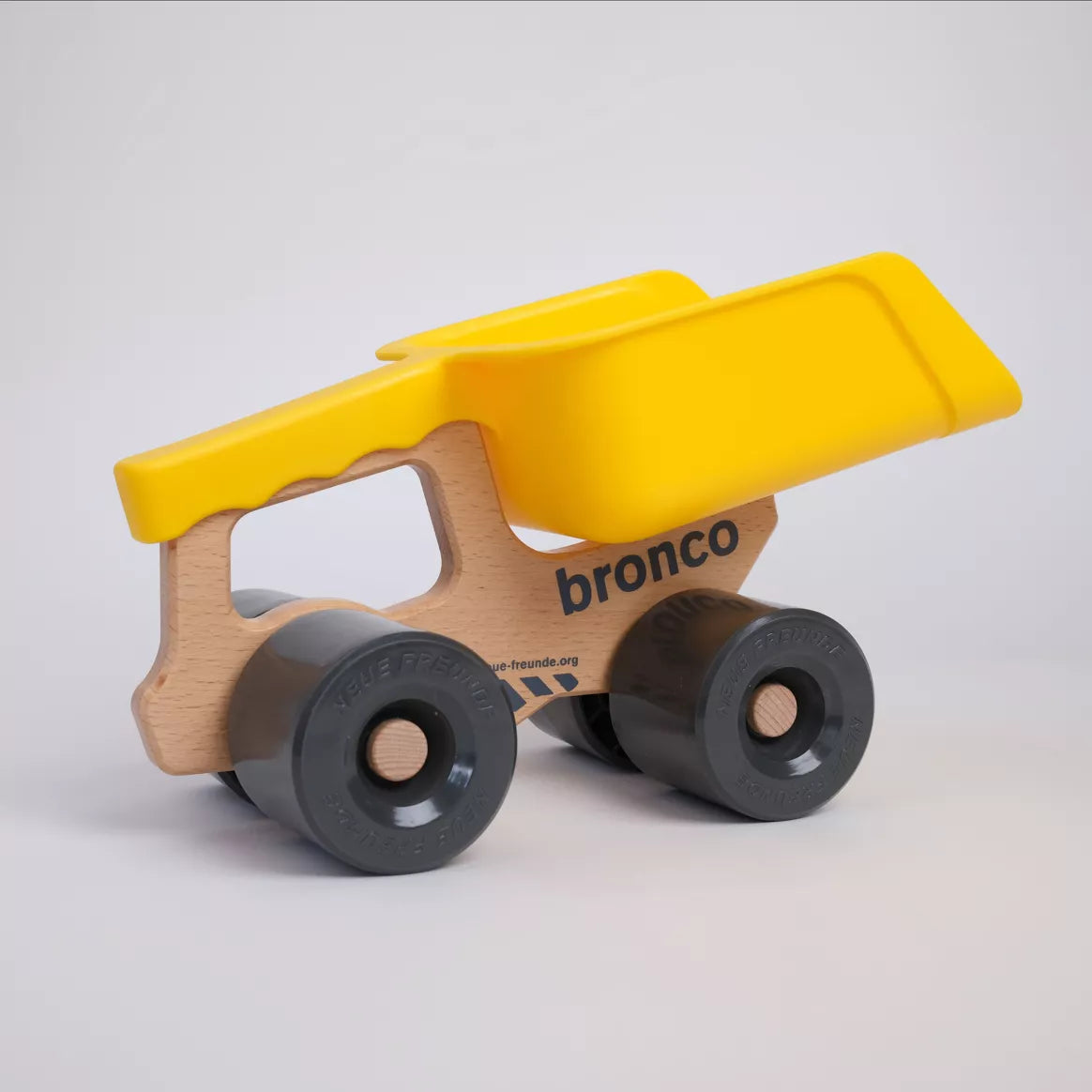 Bronco - Schaufeltruck mit Schaufel