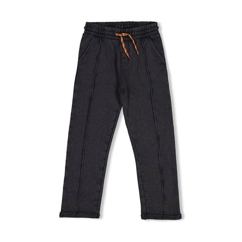 Sweathose Mountain Top | Sturdy